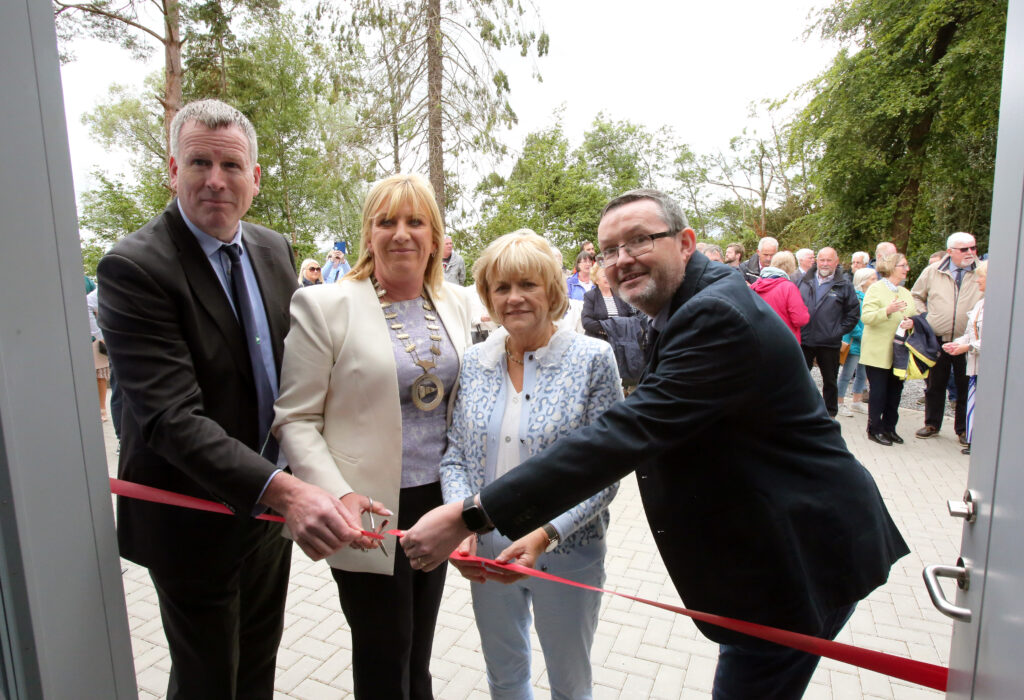 iwai policy documents being reviewed by president and past presidents of the inland waterways association of ireland